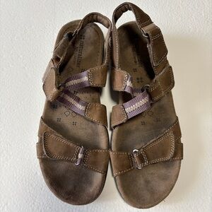 Naturalizer Women's Brown Leather Strappy Platform Sandals 8N BoxE Chunky